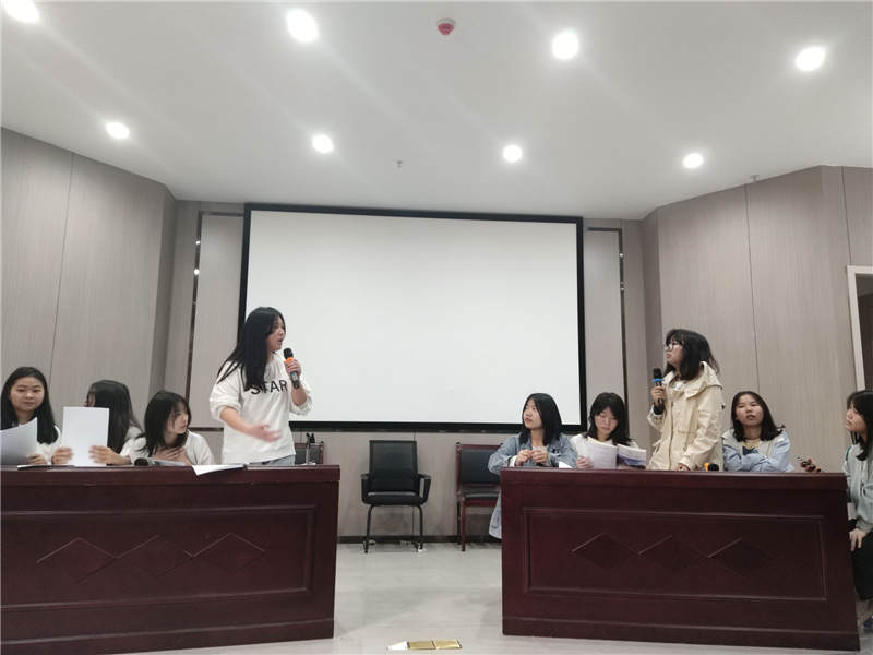 校園辯論賽現場(chǎng)（3）