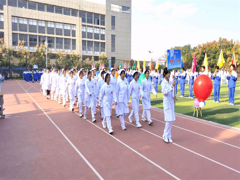 第二屆校園趣味運動(dòng)會(huì )-班級方陣2